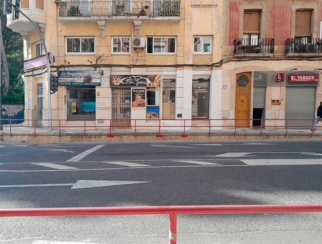 Fachada tienda Guarc